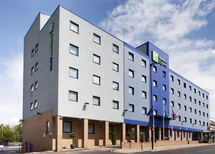 Holiday Inn Express Park Royal By Ihg Londres